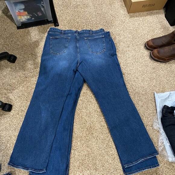 Old Navy - Mens Boot Cut Jeans - 38x32 with Stretch - Picture 7 of 9
